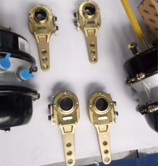 3-Achsen-Hochleistungs-Tiefbett-Sattelauflieger-LKW-Anhänger-Autotransporter-Sattelauflieger-Traktor-Pritschenanhänger-Kraftstofftanker-Schwerlastwagen-Anhänger-Auto-Ersatz-LKW-Teile